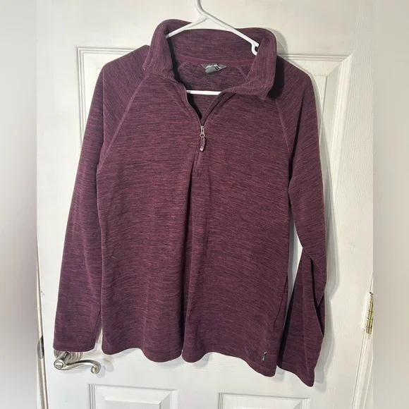 Eddie Bauer 1/4 Zip Burgundy Fleece Pullover. Women’s size Medium. - Picture 1 of 8
